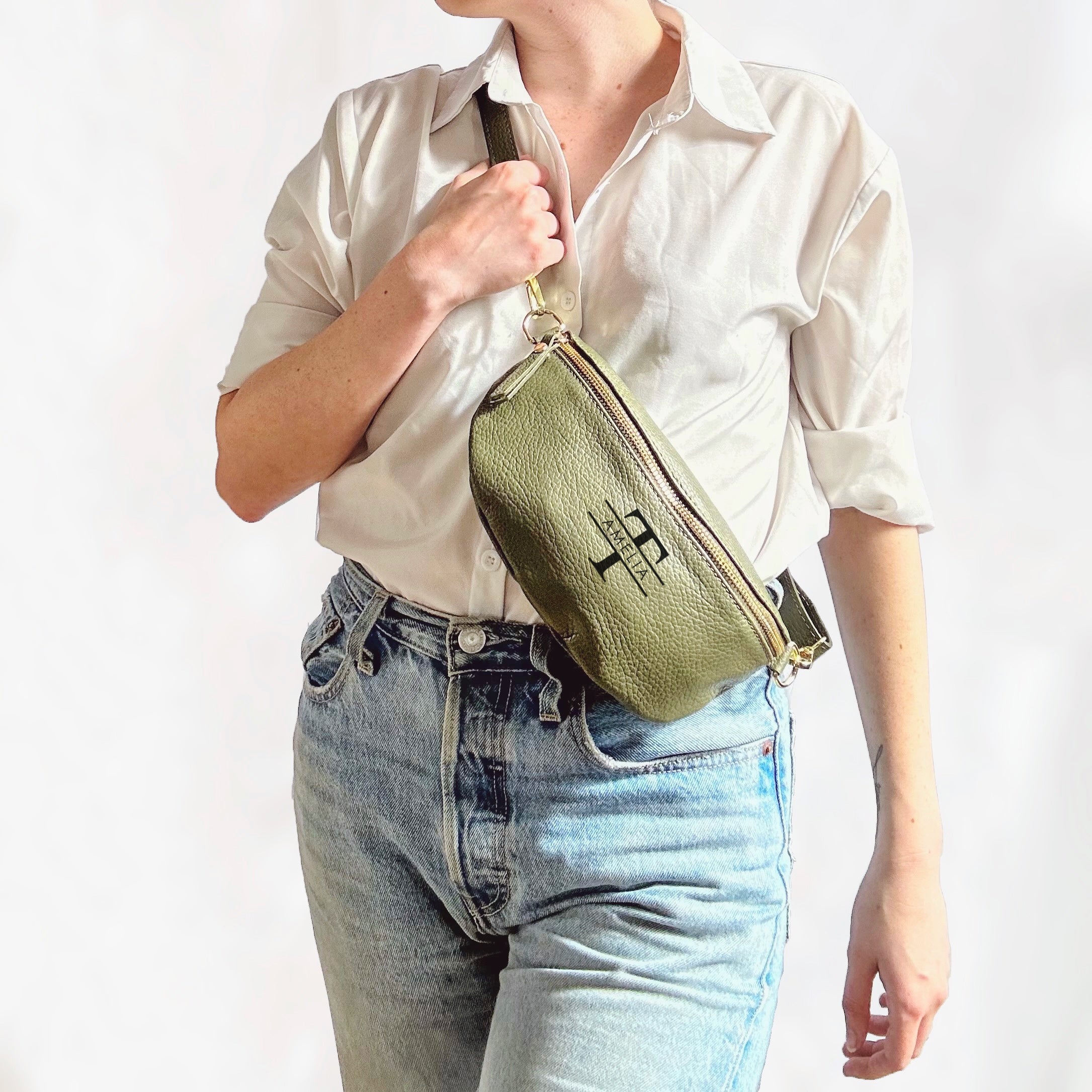 olive-green-waist-bag-on-person_4af1dc9c-2512-4416-8cf0-607e4eacd803.jpg