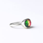 925 Sterling Silver Solitaire Oval Ring Bezel Set with a Watermelon Multicolor Crystal Quartz Gemstone resting on a white background. Minimalist Oval Ring, Birthday Gift for her, multicolor Gemstone, Watermelon color gemstone ring