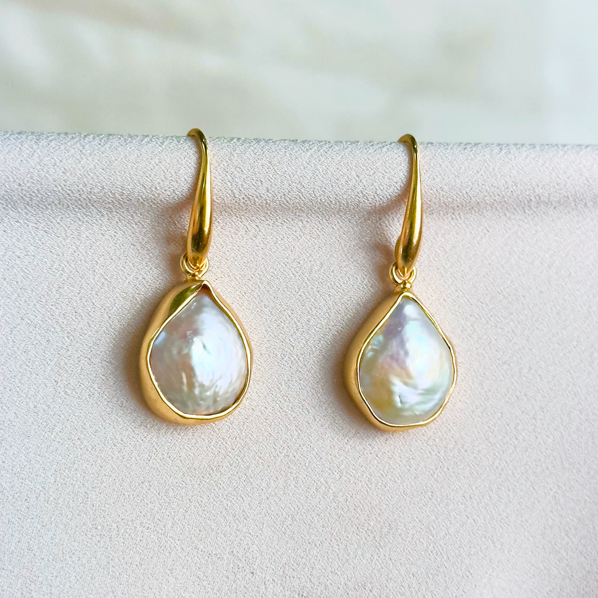 Boho Gold Mother of Pearl Teardrop  Earrings on white background. pearl pendant, pearl earrings, pearl necklace, boho jewelry, statement earrings, statement necklace, pearls, bohemian jewelry