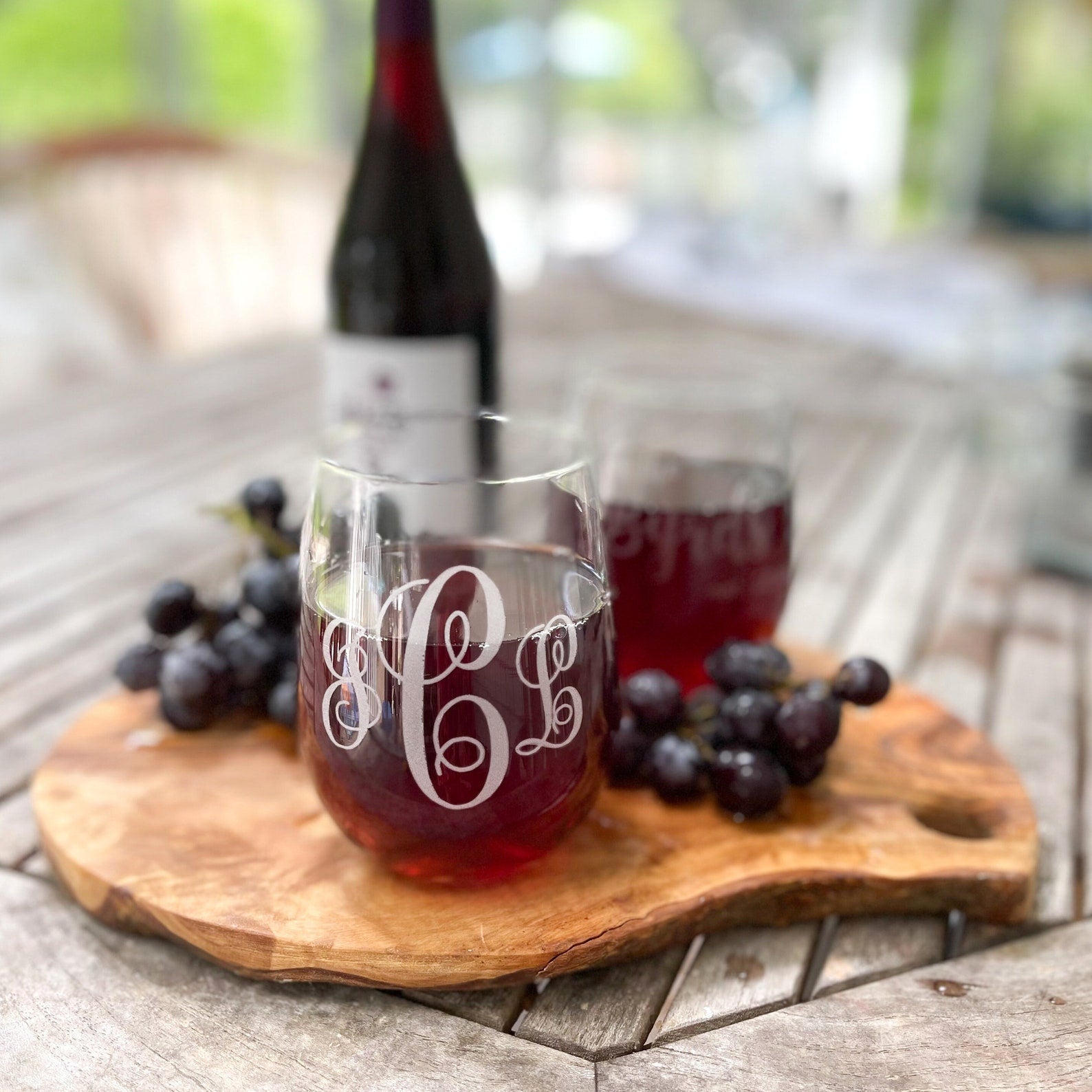 personalizedwineglassgiftforhermonogramengravedwineglassmonogramengravingnameengravedgiftforbridesmaidgiftforwifegiftforbrideweddinggiftchristmasgiftvalentinesdaygift_5e27b3fd-3a8c-4e8a-992b-baa078ac5bc9.jpg