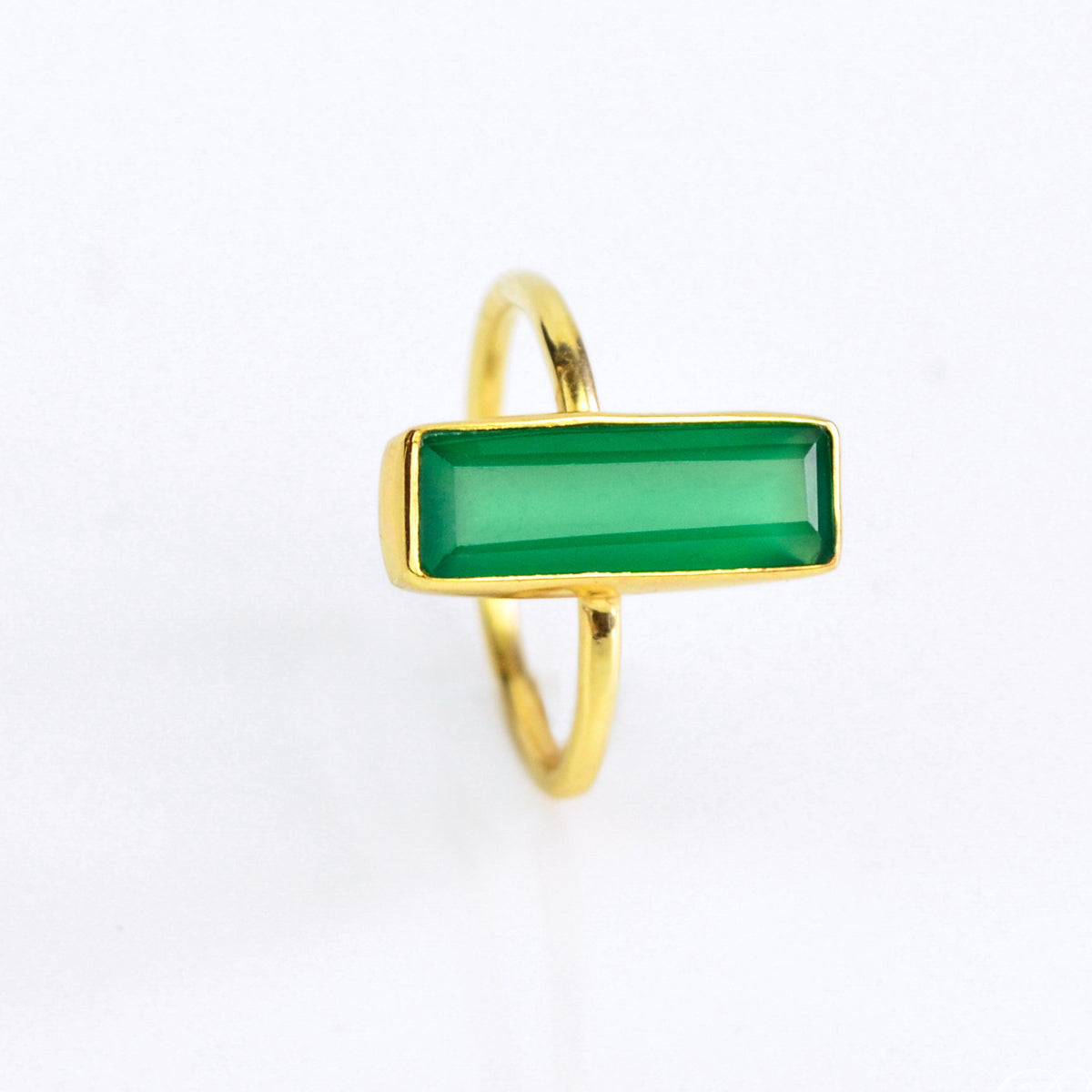 Green onyx bar ring, deep green gemstone jewelry, handcrafted onyx ring, minimalist green onyx band, gold onyx ring, silver green onyx ring, bohemian style, artisan gemstone ring, unique onyx jewelry, stacking onyx ring, elegant green onyx