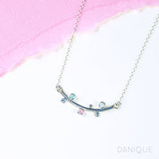 Mom Curved Bar Necklace with Kids Birthstones