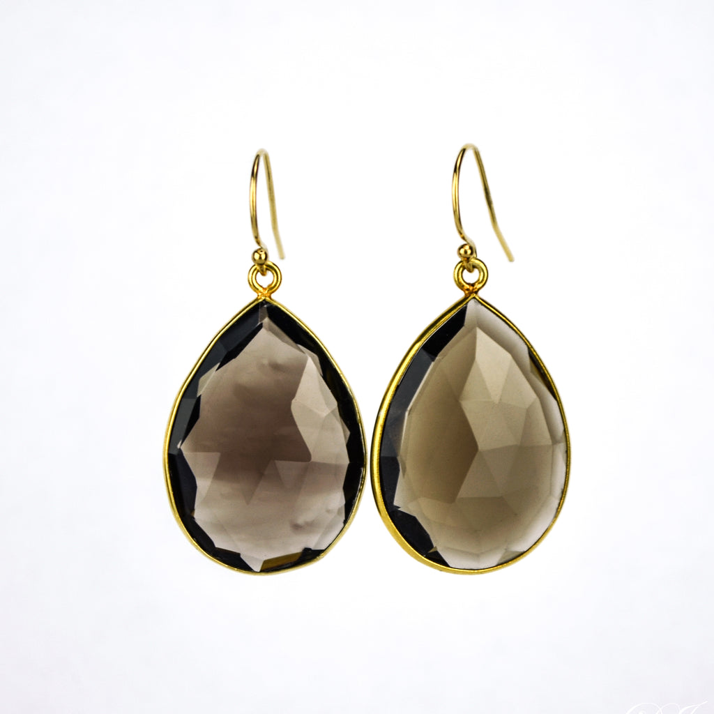 Clear Quartz Teardrop Earrings for Inner Harmony – MASS MoCA