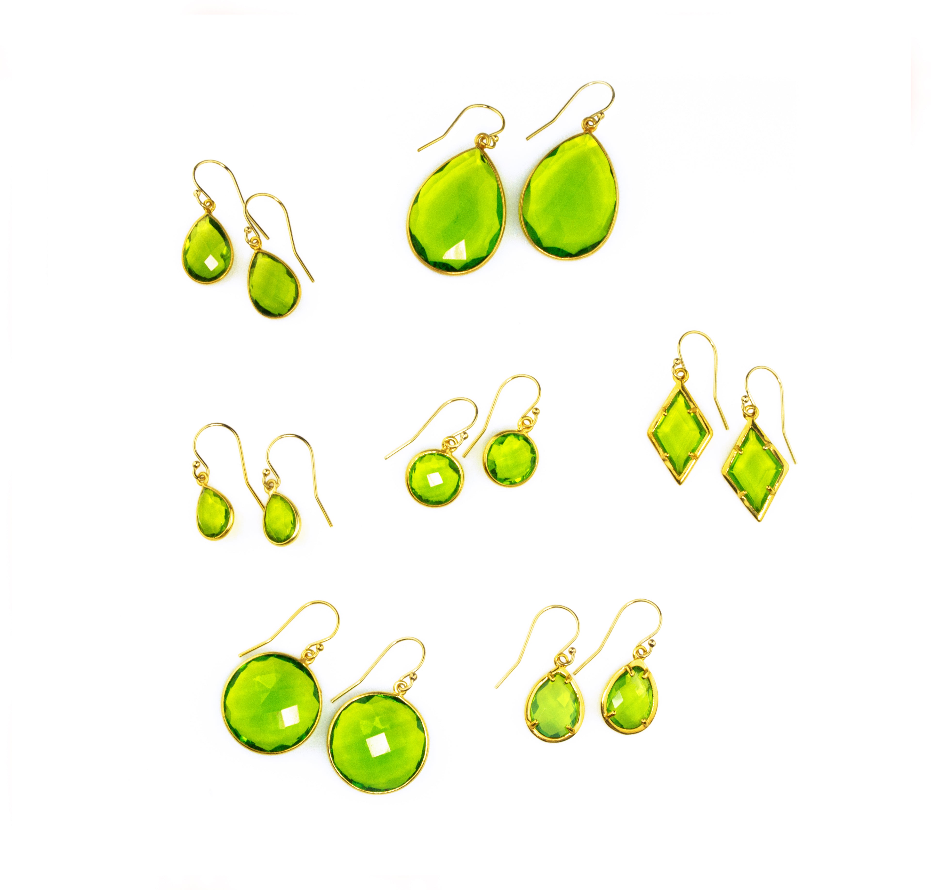 Peridot Gemstone Stud Earrings 14K Gold Round Cut (Green/) – Glitz Design