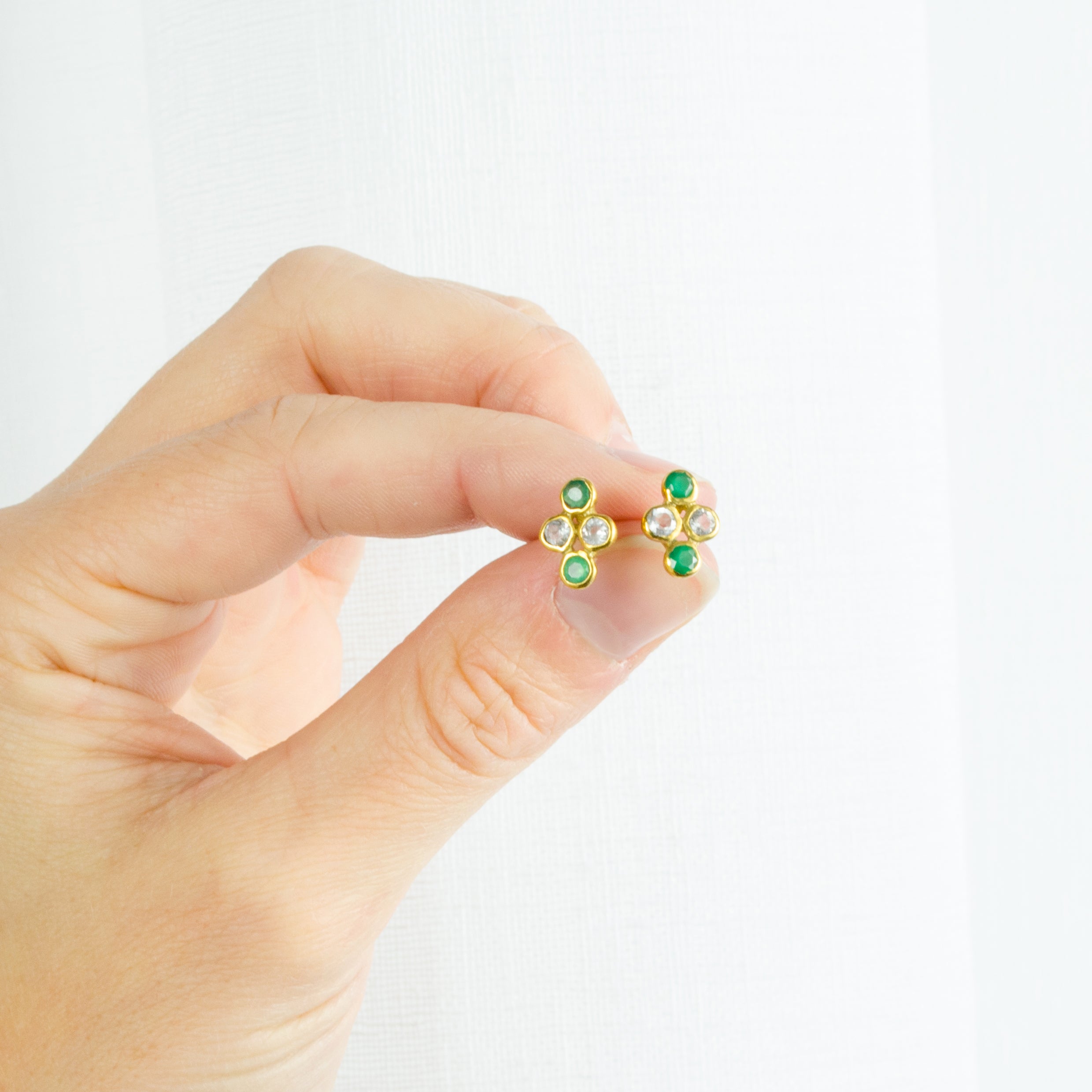 tiny_3mm_stud_4_stones_earrings-0008.jpg